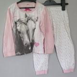 Rosa pyjamas med h&auml;star